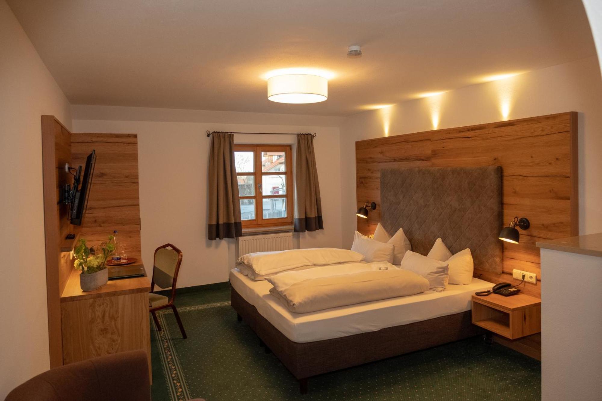 Der Obere Wirt Zum Queri Hotel Andechs Exterior foto